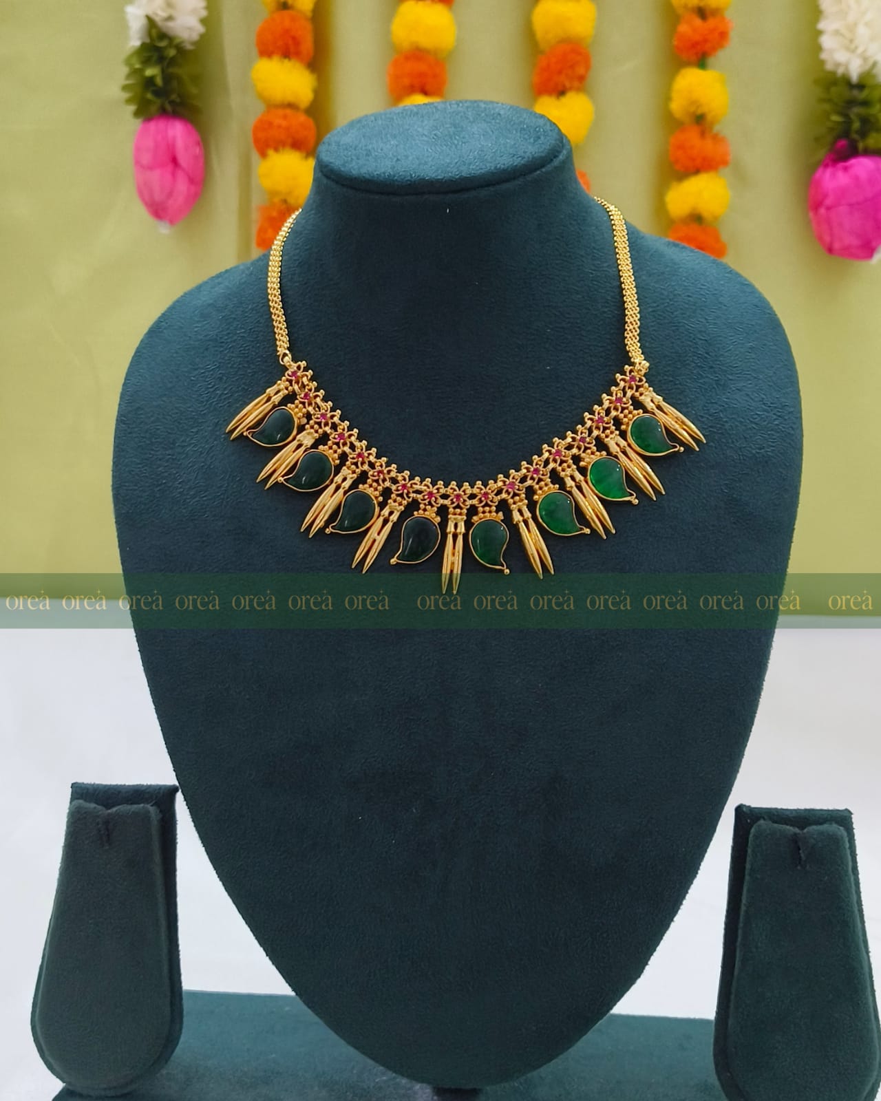Traditional Green Mango & Mullamottu Choker Necklace Gold plated