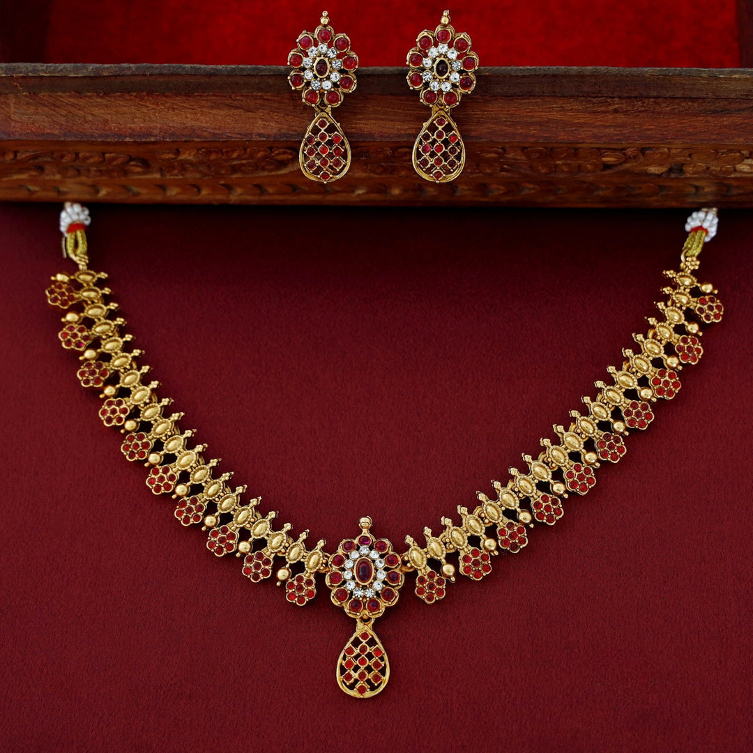 Adyashree Floral Red Kemp Short Neckpiece With Earring