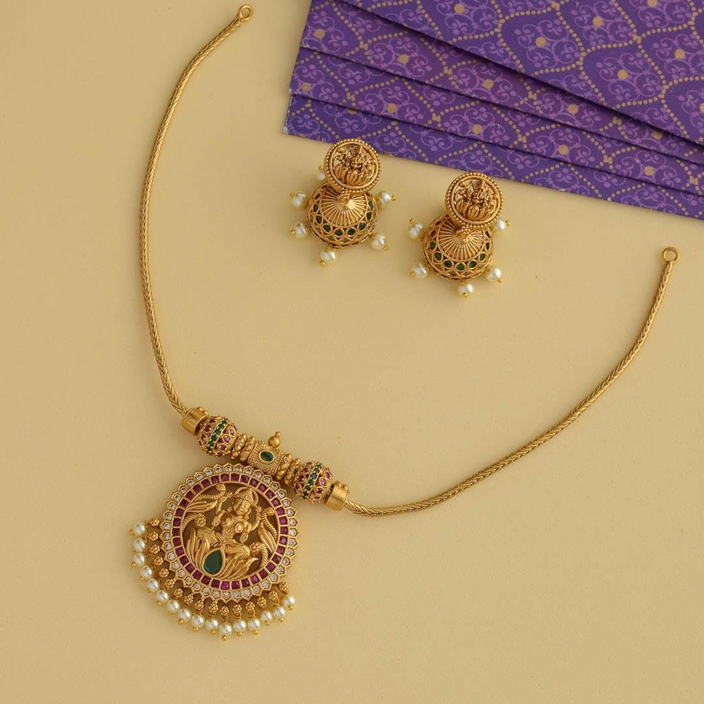 Lakshmi Necklace With Earrings