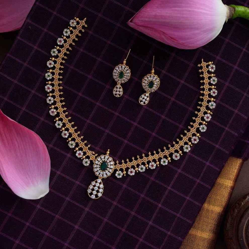 AD Necklace With Earrings