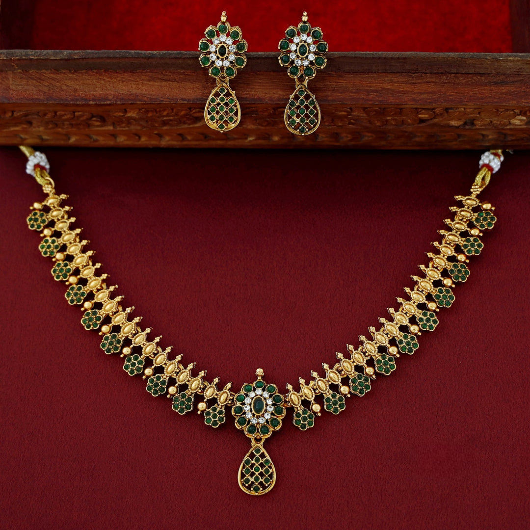 Adyashree Floral Green Kemp Short Neckpiece With Earring