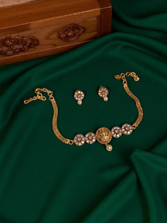 Premium Lakshmi Choker With Ad Coin With Earrings