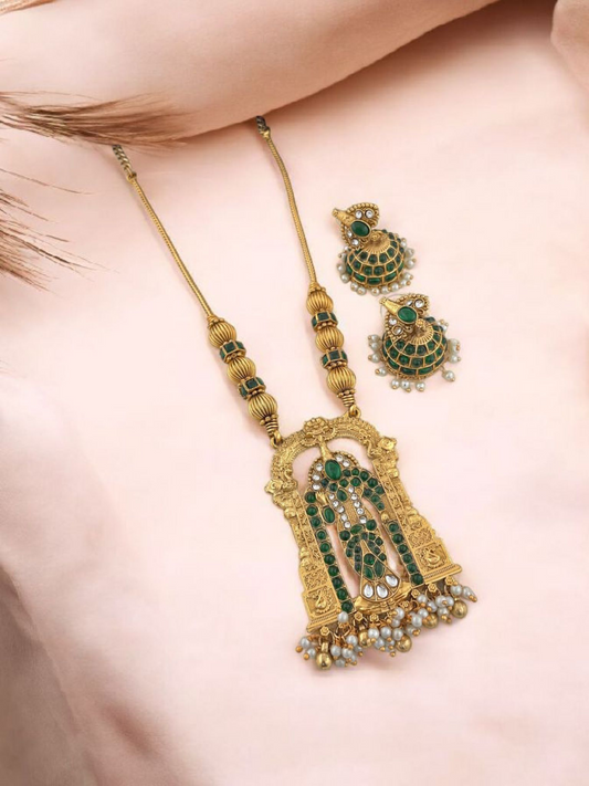 Green Kemp Goddess With Earrings