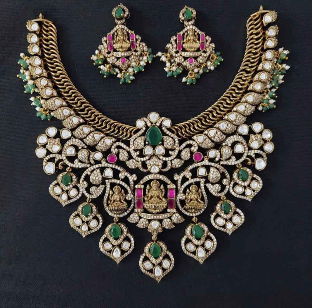 Lakshmi Mossiant Jalebi Necklace Set