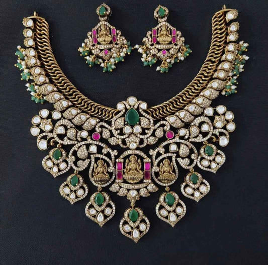 Lakshmi Mossiant Jalebi Necklace Set
