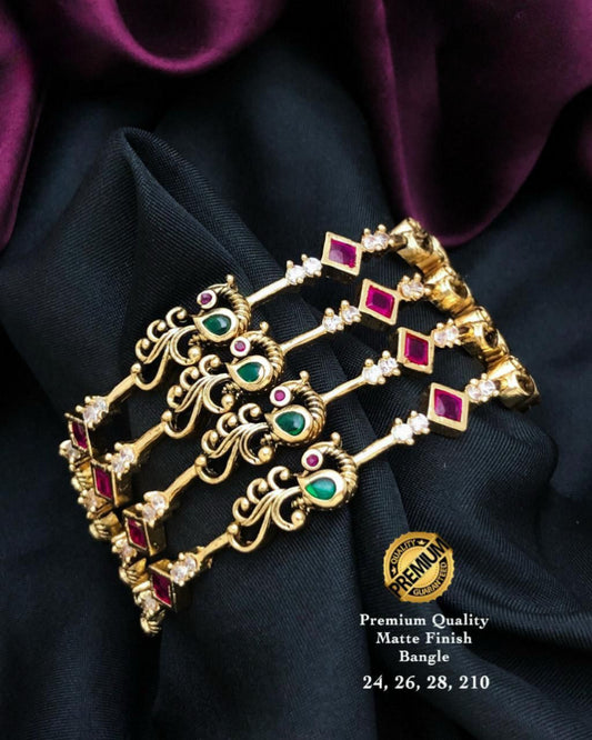 Mayura Varnam  Premium Bangle